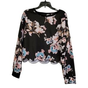 Women's XL long sleeve crop top w/scalloped bottom and orange, pink, teal flower